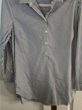 J. McLaughlin Navy and White Pinstripe Button-Front Shirt